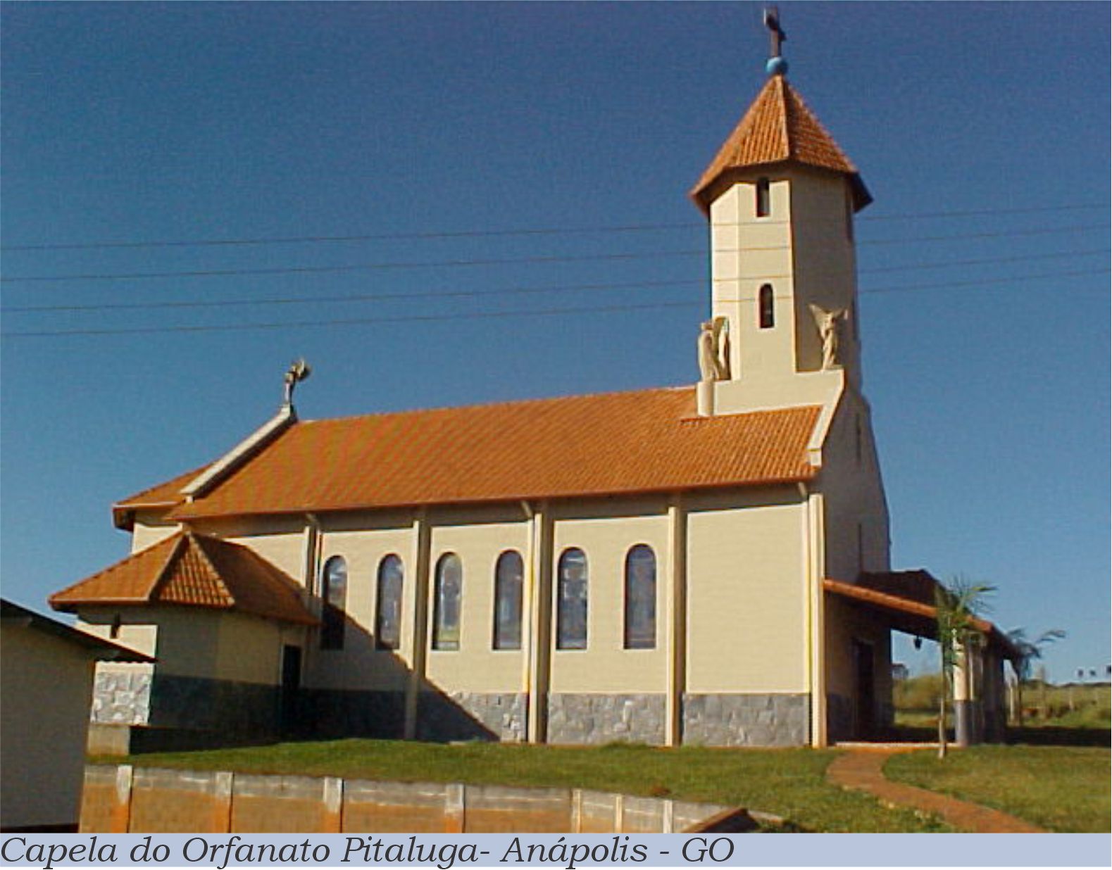 Orfanato Pitaluga1.JPG